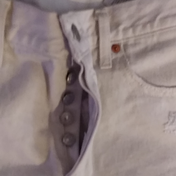 LEVIS HIGH RISE JEAN SHORTS - Picture 4 of 5